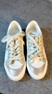 Zapatillas deportivas Rocket Dog alegres para mujer talla 6 Dalie bronce parte superior baja con cordones espuma de felpa Foto 1 de 4