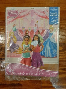 NEW Disney Princess Party Supplies Birthday Decor Back Drop & Props Hallmark - Picture 1 of 3