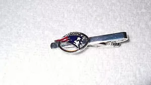 New England Patriots Football Team Men's Tie Clip Clasp NFL Accessory Suit Sport - Picture 1 of 1