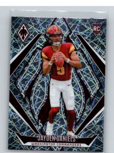 2024 Panini Phoenix - Rookies Jayden Daniels #198 Lazer (RC) - Foto 1 di 2