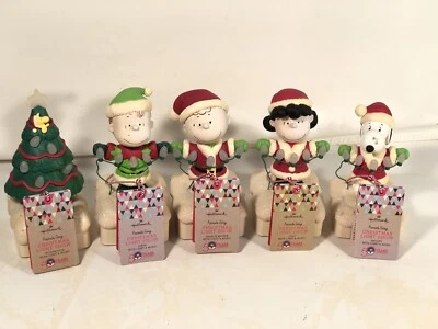 Hallmark Peanuts Gang Wireless Band Christmas Sound and Light Show 2015 Set of 5 - Image 1 of 4