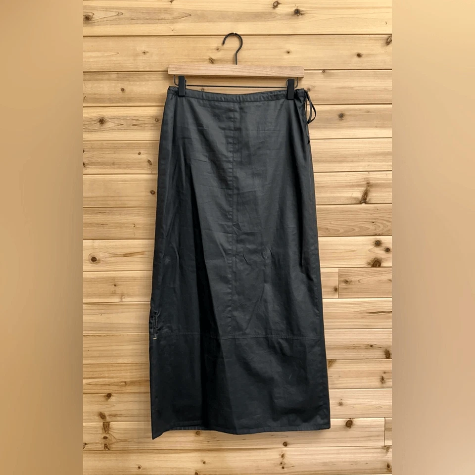 Falda con abertura interior de nailon corbata lateral longitud midi talla 2 de colección Guess Foto 1 de 4