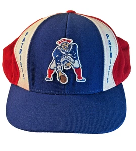 Reebok Gridiron Classic New England Payriots Fitted Hat/Baseball CAP SIZE 7 3/4 - Picture 1 of 7