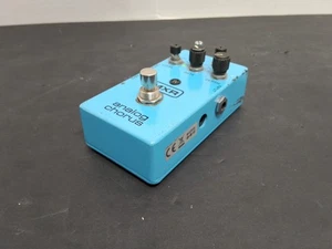 MXR Analog Chorus Guitar Effects Pedal - Picture 1 of 9