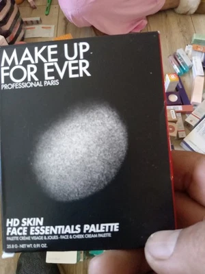 Make  Up For Ever HD Skin~Blush & Glow Palette D1 - Image 1 of 3