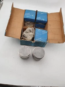 Mercedes Benz W 124 300D OM 603 6 stück Kolben - Bild 1 von 3