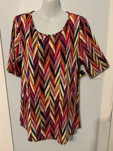 NWT Investments Essentials Muti-Color Chevron Top with Short Sleeve Size Large - Picture 1 of 4