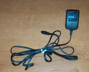 Original Sony Netzteil AC-MS1202S OUTPUT: DC 12V-200mA, TOP ZUSTAND - Bild 1 von 3
