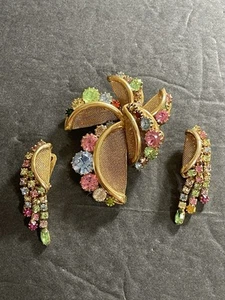 Beautiful Hobe Late 1950s Rhinestones Brooch and Earrings Set - Picture 1 of 9