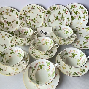 18-teiliges Wedgwood Wilde Erdbeere Tasse & Untertasse Teller Set NEUWERTIG [6 CS, 6 Teller] - Bild 1 von 13