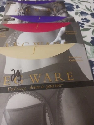 Frederick's of Hollywood Leg Ware 4 pares, medianos Foto 1 de 4