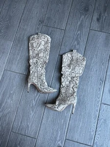 XOXO Snakeskin Stiletto Knee Boots Sz 6 - Picture 1 of 6