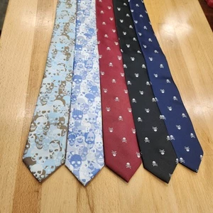 Skull Theme Neck Ties - Lot Of 5 - 100% Silk - 57" x 2-1/2" Skull & Cross Bones - Picture 1 of 22