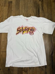 Supreme weißes T-Shirt Größe Medium 100 % authentisch hergestellt in den USA Schriftzug Schriftzug - Bild 1 von 9