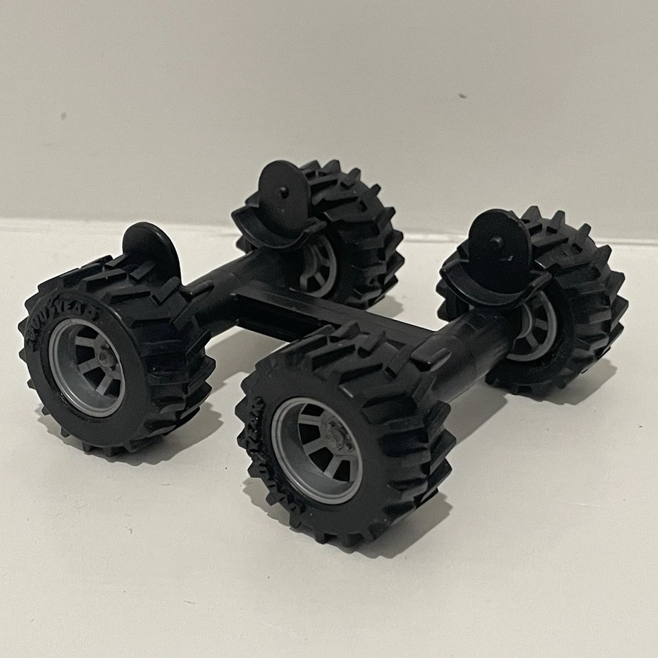 Hot Wheels Matchbox 1:64 Goodyear Monster Truck Chasis De Colección RARO Tesoro Foto 1 de 4