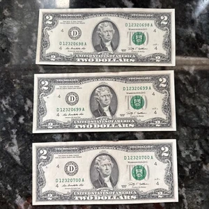 Fancy 3 Consecutive Serial 2009 $2 Two Dollar Notes Cool Serial Numbers Crisp - Picture 1 of 4