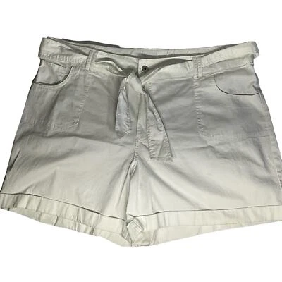 Women's White CATO Matching Belted Shorts Size 22W Stretch with Pockets - Imagem 1 de 4