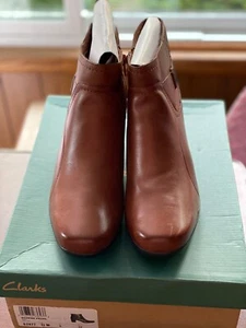 Clarks 11W Tan Scheme Pearl Lederstiefel - Bild 1 von 9