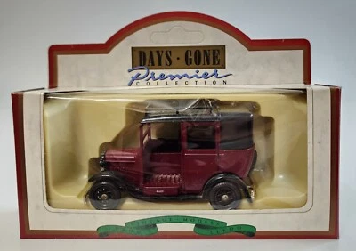 Days Gone Vintage 1:64 - 1933 Austin Taxi Maroon Taxi No. 47004 - Image 1 of 4