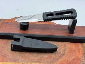 Vintage Gerber River Shorty Sports Knife with Blunt End Made in Italy--1674.25 - Picture 1 of 8