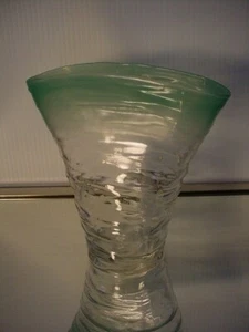 Scarce Consolidated Glass Rainbow Green/Crystal Catalonian Fan Vase 1116-B 1927 - Picture 1 of 4