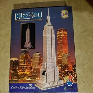 VTG. WREBBIT 3-D PUZZ - "EMPIRE STATE BUILDING" (902 Piece) ~ DIFFICULT - Picture 1 of 10