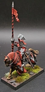 Painted Knight of Realm Bretonnia Old World Collectible Figure for Wargames WFB - Picture 1 of 6