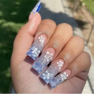 24pcs L Square Blue White Color Flower Fake Nail False Nails Press On Nails Glue - Picture 1 of 9