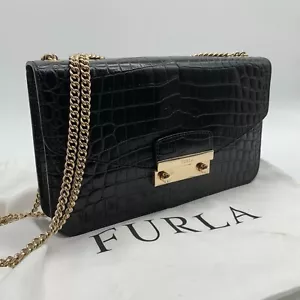 Bolso de hombro FURLA de cuero negro en relieve en muy buena condición cadena cruzada estampado animal - Imagen 1 de 14