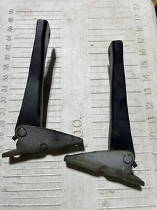 2006-2007 SUBARU IMPREZA/WRX /STI FRONT HOOD HINGES RH/RL - Picture 1 of 4