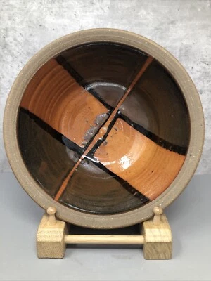 Beresford (Berey) Pealing Vintage Studio Pottery decorated Bowl 24cm Diam #2505 - Image 1 of 4