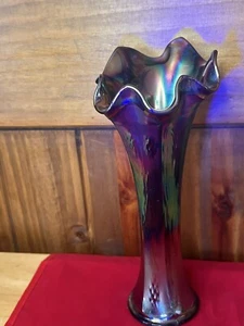 Vintage Fenton Glass Cobalt Blue Butterfly & Berry Vase 9" Blue - Picture 1 of 9