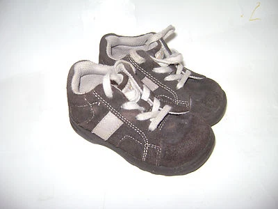 STRIDE RITE CODY малышей мальчиков платье туфли кроссовки размер 5 W коричневая кожа замши - Изображение 1 из 4