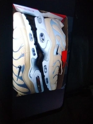 Nike Tn  41 Neuf Vend Car Trop Petite  - Photo 1/2