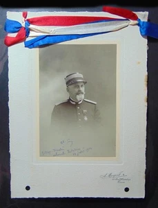 Superb Cabinet Photo French Colonel WW1 Autographed w/ Red,White & Blue Bunting - Picture 1 of 4