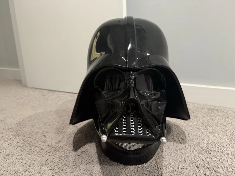 Hecho a medida: Star Wars Empire Strikes Back Casco/Máscara Vader Réplica USADO Foto 1 de 4