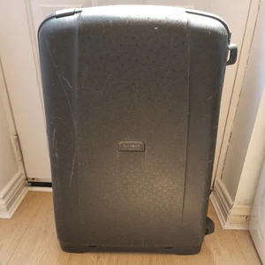 Samsonite AERIS Upright BLACK Hard Shell Suitcase with TSA Lock - Picture 1 of 13