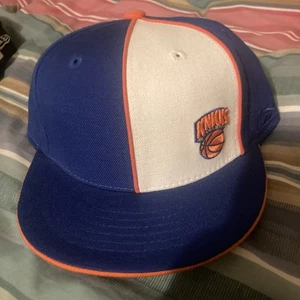 Gorra KNICKS REEBOK de ala plana ajustada 6 3/4 - Imagen 1 de 4