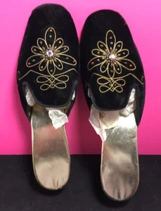 VTG FRANKLIN SIMON WOMENS VELVET SLIPPERS 2” Heels Rhinestones 50s SZ 7-7.5 - Picture 1 of 8