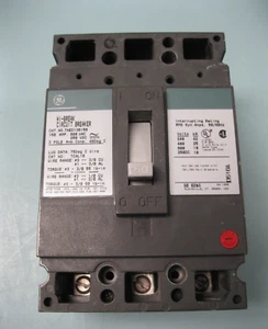 Interruptor automático GE General Electric Hi-Break THED136150 3 polos 150 amperios D17 - Imagen 1 de 6