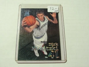 Skybox Metal Dirk Nowitzki #35 Rookie 1998/99 - Imagen 1 de 2