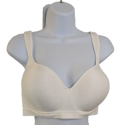 Bali, model 3463, white, size 40D - Image 1 of 4