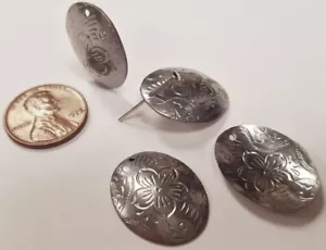 12 VINTAGE FLORAL STEEL OVAL 22x17mm. SILVER STAMPING FINDING BEAD PENDANTS N10 - Picture 1 of 2