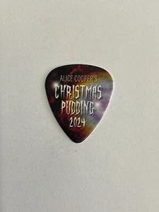 Gretchen Wilson Alice Cooper Christmas Pudding 2024 Guitar Pick (A5) - Picture 1 of 2