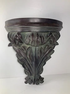 Vintage Carved "Faux Wood" Wall Shelf 10.5 in. - Bild 1 von 7