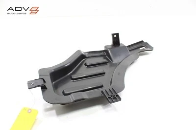 HYUNDAI TUCSON 2016-2018 subwoofer trasero derecho altavoz cubierta en blanco OEM Foto 1 de 4