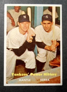1957 Topps #407 MICKEY MANTLE YOGI BERRA New York Yankees Power Hitters EX - Foto 1 di 2