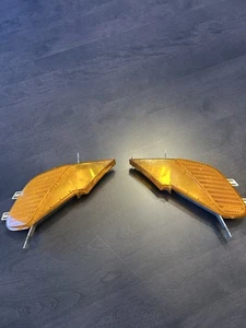 Authentic Amber Side Marker Lights Left+Right Pair For Porsche Cayenne 2003-2006 - Picture 1 of 3