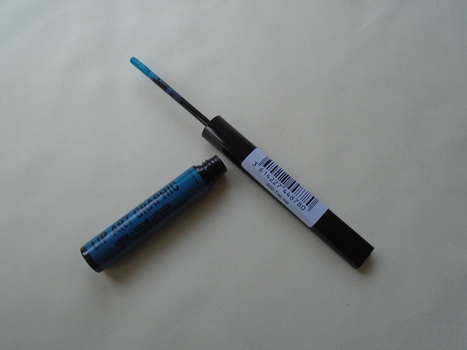 Rimmel Lip Art Graphic Liner And Liquid Lipstick Tag Me New - Image 1 of 1