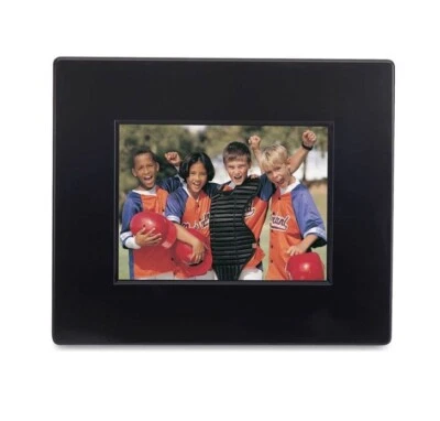  Westinghouse DPF-0561 LCD 5.6" Digital Photo Frame  - Image 1 of 2